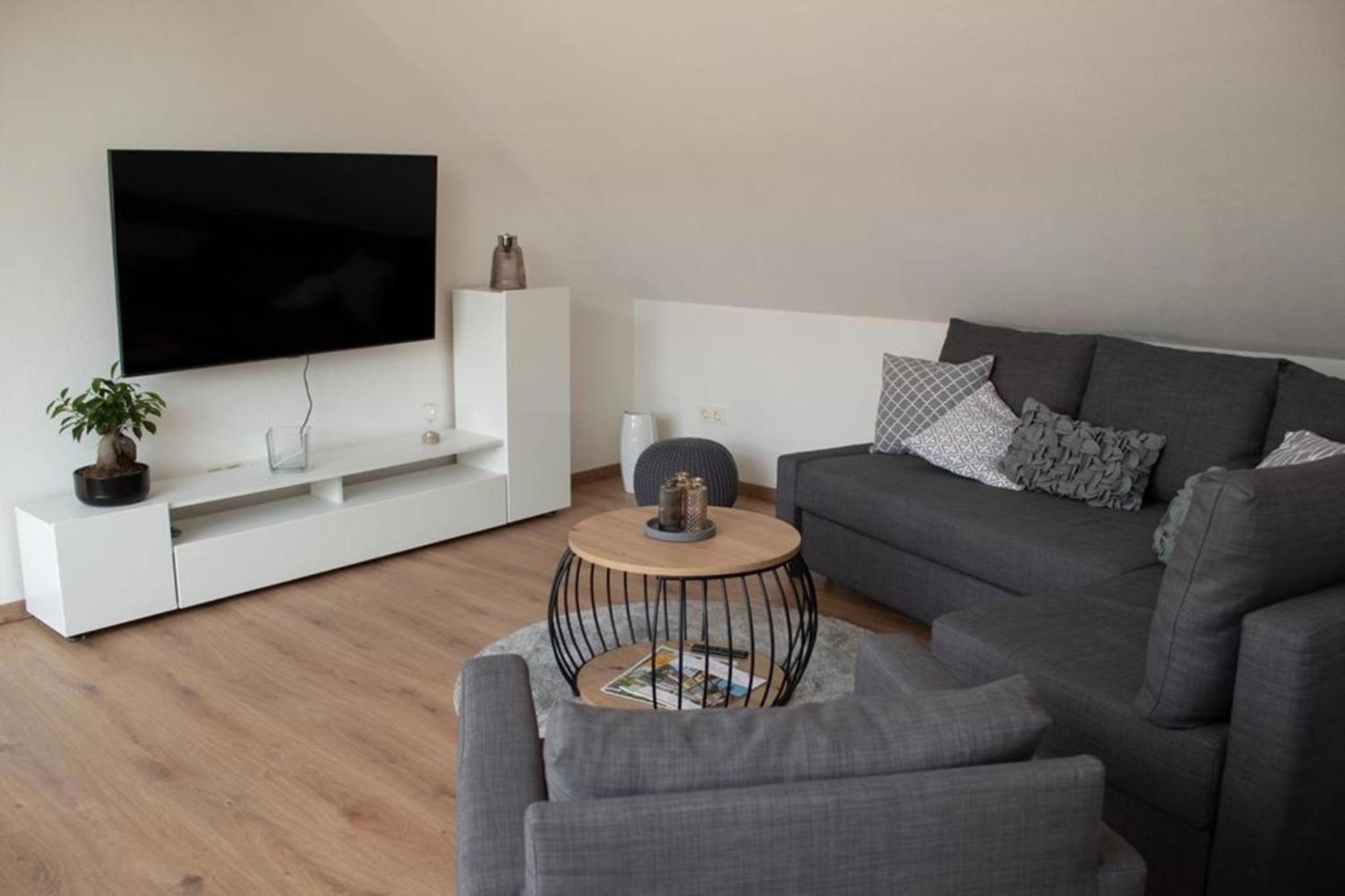 Ferienwohnung Kurz "Panoramablick" Wertheim Esterno foto